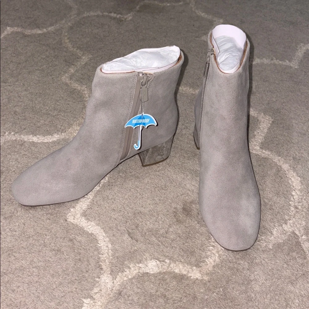 Aqua College gray suede ECHO fallen rocks waterproof ankle heeled boots Size 7.5